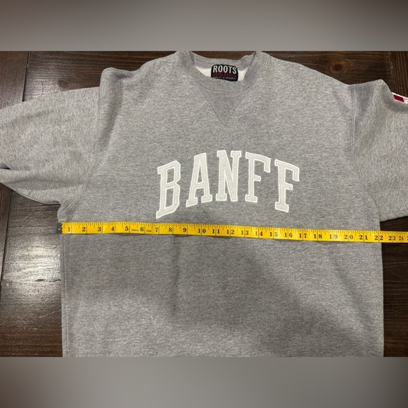 Roots Super Comfy Banff, Alberta Crew Neck Sweater - Picture 5 of 6